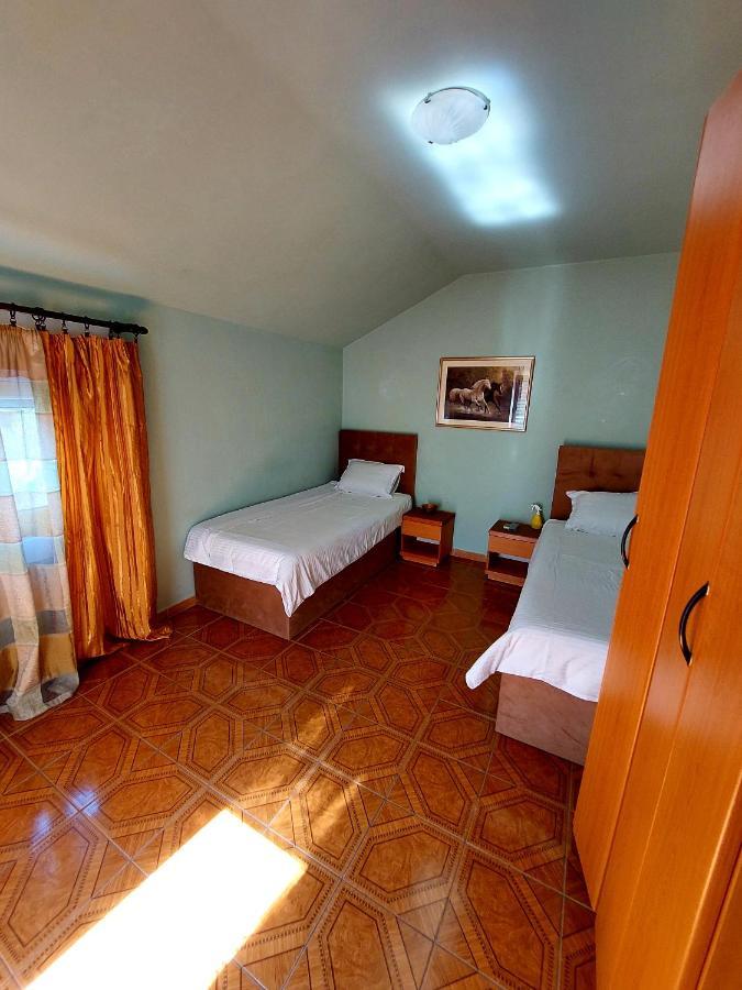 Apartments And Rooms Lijesevic Budva Szoba fotó