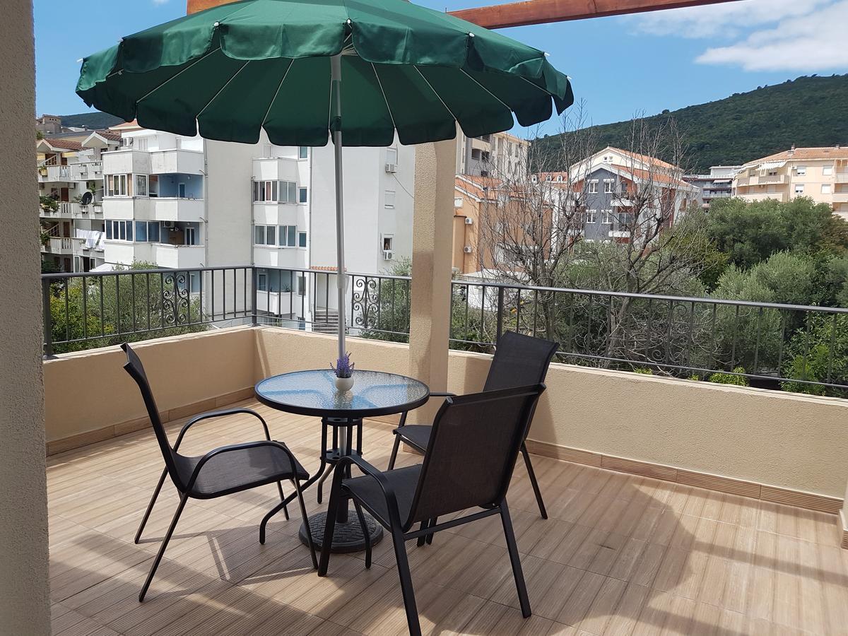 Apartments And Rooms Lijesevic Budva Kültér fotó